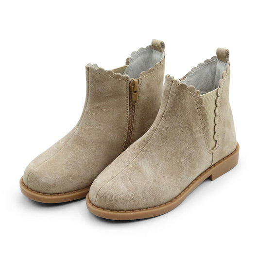 Nicola Scalloped Chelsea Boot - Sand