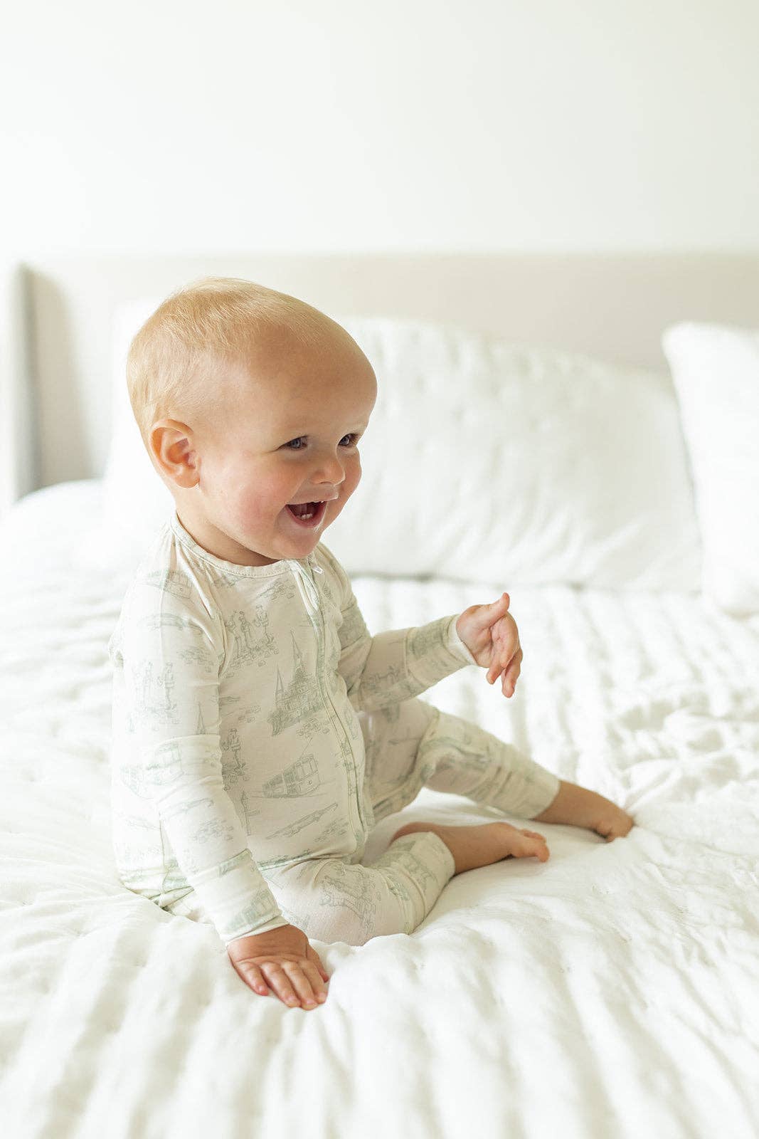 Sage Toile Double Zipper Bamboo Sleeper